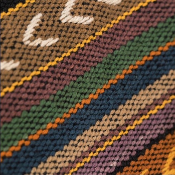 New Hand woven Navajo style Carpet Bag - Picture 6 of 8